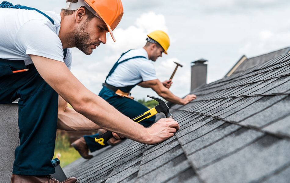 professional roofer San Fernando